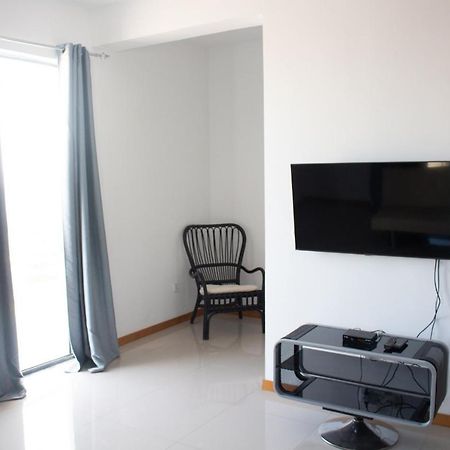 Beautiful And Brand New 2 Bedrooms Apartment/ Magnifico E Novo Apartamento T2 ปรายา ภายนอก รูปภาพ