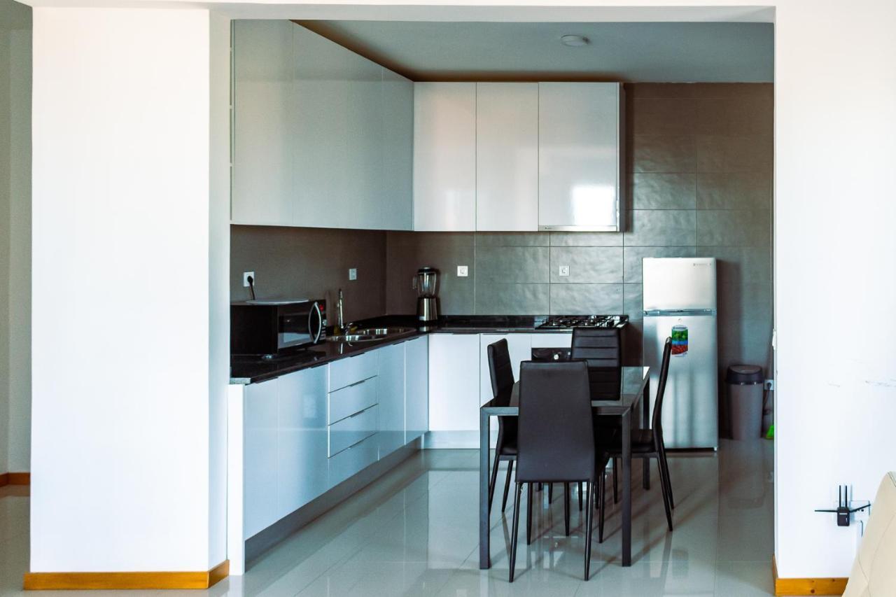 Beautiful And Brand New 2 Bedrooms Apartment/ Magnifico E Novo Apartamento T2 ปรายา ภายนอก รูปภาพ